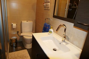 House | Bathroom - Esperides (Marathon)