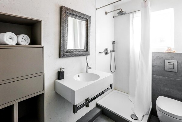 Apartment | Badezimmer