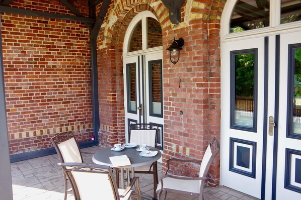 Apartment (Urlaubsbahnhof - "Wartehalle") | Balkon