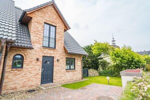 House (Gode Stuv) | Exterior