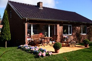 บ้านพัก | ระเบียง