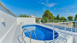 Huis (Villa Dragica mit Pool auf Terasse nu) | Zwembad