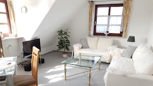 Living room - Landhus Achter de Kark- Smutjes Stuv (Poppenbüll)