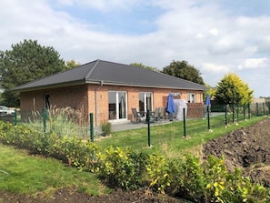 Ferienhaus (Feriendomizil SeeSand) | Außenbereich