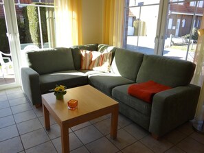 Apartment | Wohnzimmer | Fernseher