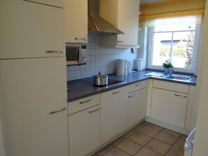 Apartment | Eigene Küche | Kühlschrank, Mikrowelle, Herdplatte, Geschirrspüler