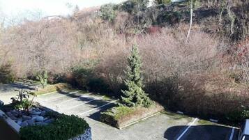 Apartment (Appartement 112) | Property grounds