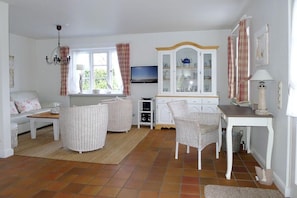 Apartment | Wohnzimmer | Fernseher