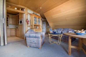 Apartment | Wohnzimmer | Fernseher