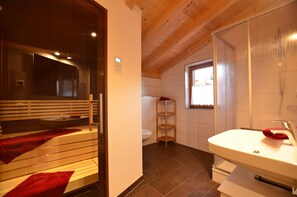 Ferienhaus | Badezimmer