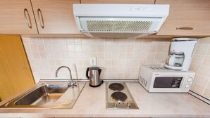 Apartamento (APARTMENTS MATE) | Cocina privada