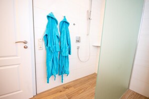 Apartment | Badezimmer