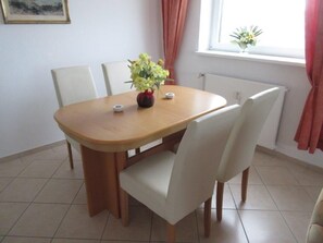 Apartment | Eigene Küche | Kühlschrank, Mikrowelle, Herdplatte, Geschirrspüler