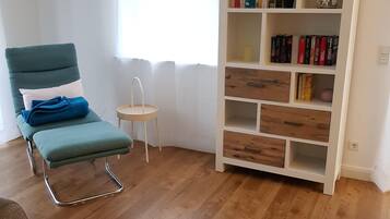 Ferienhaus | Wohnzimmer | Fernseher, Kamin, DVD-Player