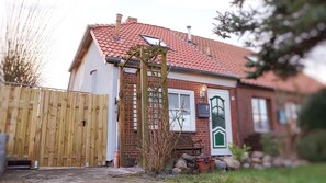Hus (Ferienhaus "Feerjenkate-Fehmarn") | Udendørsområde