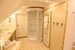 House | Bathroom