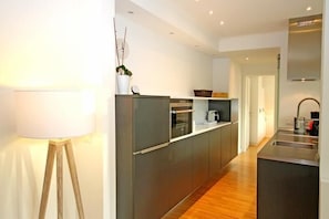 Apartment (Villa Löwenstein, WE 15 mit WLAN / 9) | Eigene Küche | Kühlschrank
