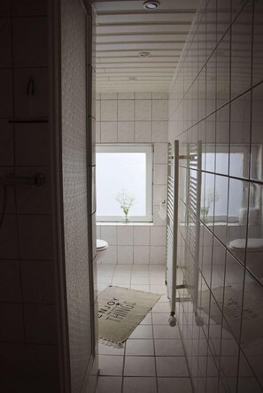 Apartment | Bathroom