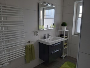 Apartemen (Ferienwohnung Nordsee) | Kamar mandi