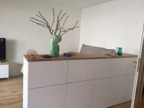 公寓 (Appartement 105) | 外觀