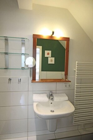 Apartment | Badezimmer
