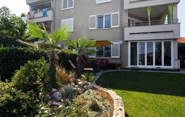 Apartment | Property grounds