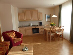 Apartment | Wohnzimmer | Fernseher