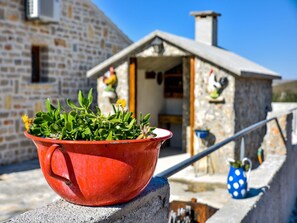 House | Balcony - Haus Anita 2 mit Pool fűr 8 Personen  (Stankovci)