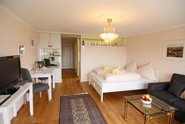 أسرّة أطفال/رضّع وواي فاي مجانًا