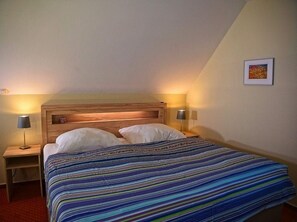 Ferienhaus | 2 Schlafzimmer, Babybetten, kostenloses WLAN