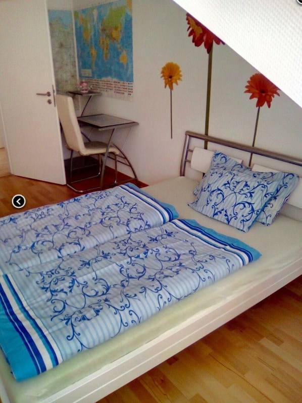 Cots/infant beds