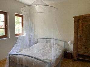 Casa | 3 quartos, berços, Wi-Fi de cortesia