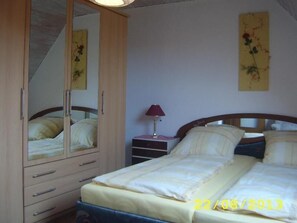 1 bedroom, free WiFi - Haus Weda II (Krummhoern)