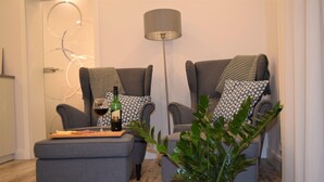 Apartment | Living room | TV - Freie Sicht - Das Nordsee-gesundheitshaus 2 (Dagebuell)