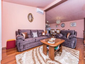 Vila (Villa Rossa mit Pool für 8 Personen) | Fachada