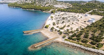 Buqez Resort - Beach V