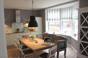 Apartment | Eigene Küche | Herdplatte, Geschirrspüler