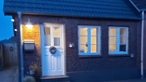 House | Exterior - Huus Utspann (Toenning)