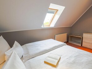 House | 2 bedrooms, free WiFi