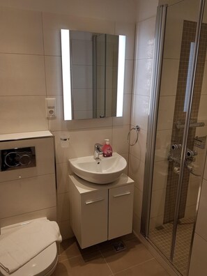 Apartment | Badezimmer