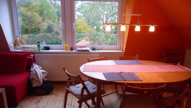Stovetop, dishwasher - Schöne Dachgeschoss-wohnung im Fachwerkhaus mit Blick zum Innenhof, Sonnenwind 4 (Fehmarn)