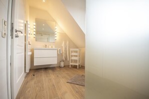 Apartment | Bathroom - Cuxhavener Straße 5/5 (Cuxhaven)