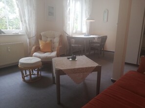 Apartment (Ferienwohnung 14) | Wohnzimmer