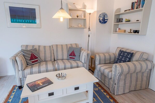 Apartment | Wohnzimmer | Fernseher