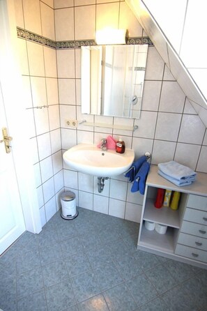 1 غرفة نوم وأسرّة أطفال/رضّع وواي فاي مجانًا