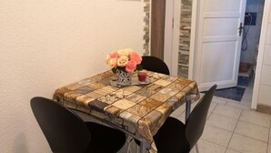 Apartment (Apartment am Meer 4) | Eigene Küche | Kühlschrank