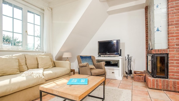 Téléviseur, foyer, lecteur de DVD
