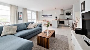 Apartment (Strandpirat 2,7 Heeren H) | Wohnzimmer | Fernseher