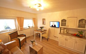 Apartment | Wohnzimmer | Fernseher