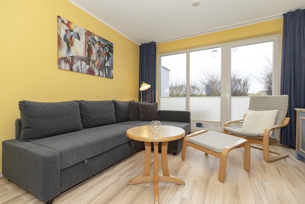 Apartment | Wohnzimmer | Fernseher